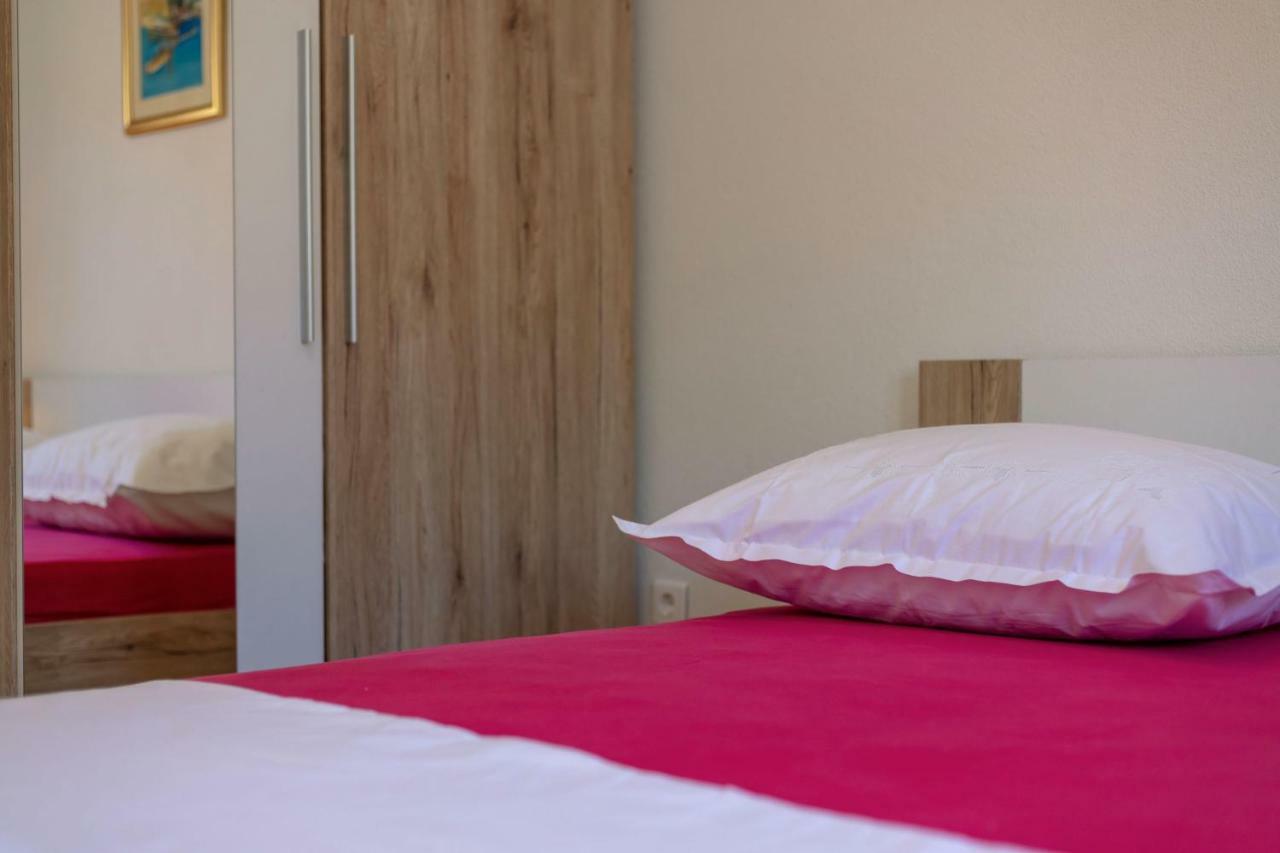 פודסטראנה Luxury Apartment Nora מראה חיצוני תמונה