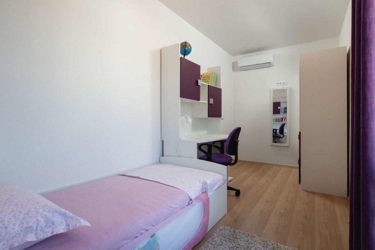 פודסטראנה Luxury Apartment Nora מראה חיצוני תמונה